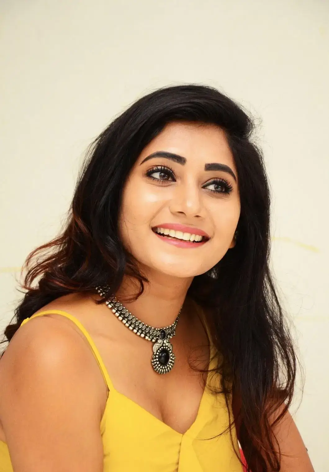 Indian Model Vasanthi Krishnan Stills in Yellow Dress